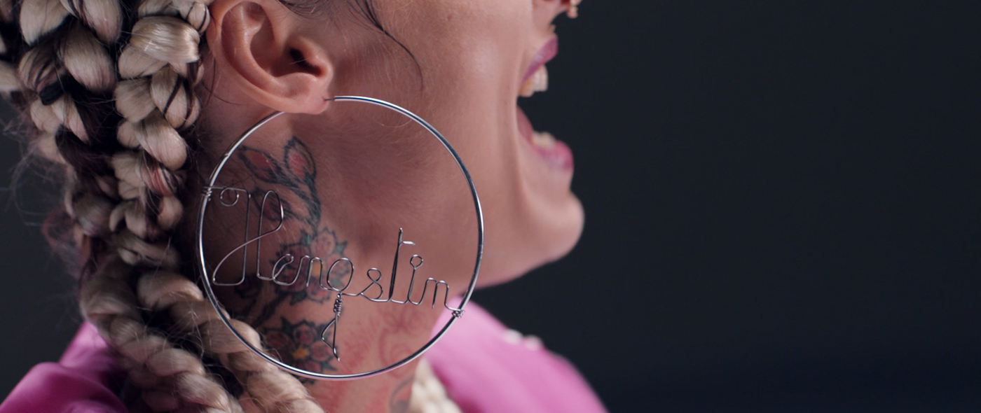 Justin Izumi, Jennifer Rostock